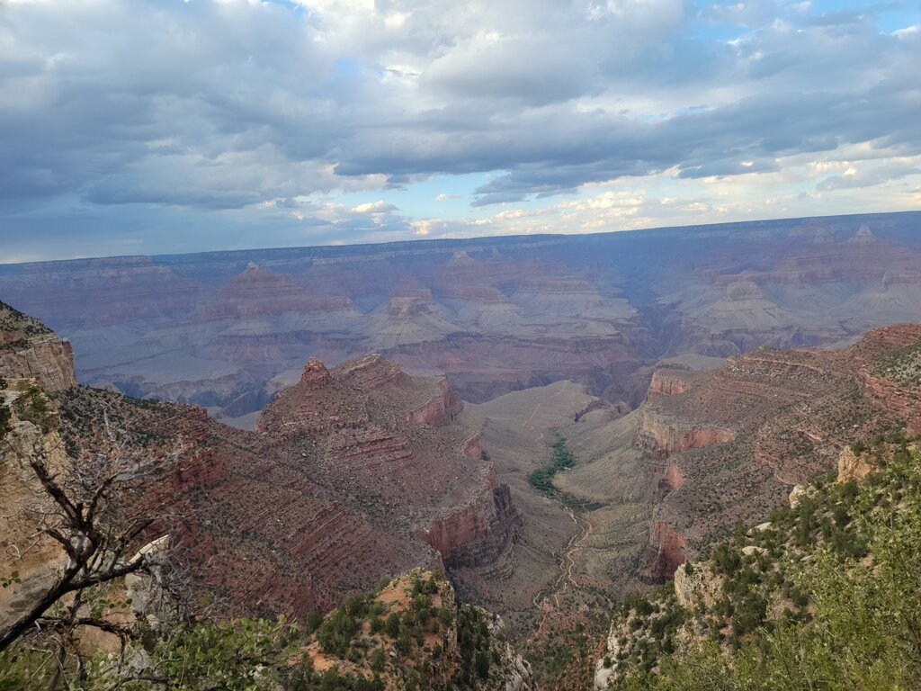 Bright Angel Trail to Plateau Point